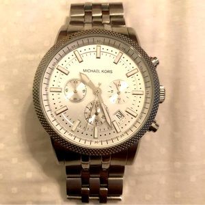Michael Kors Silver Tone MK-8072 Womens Watch - TINY WRISTS (Under 6”) ONLY!